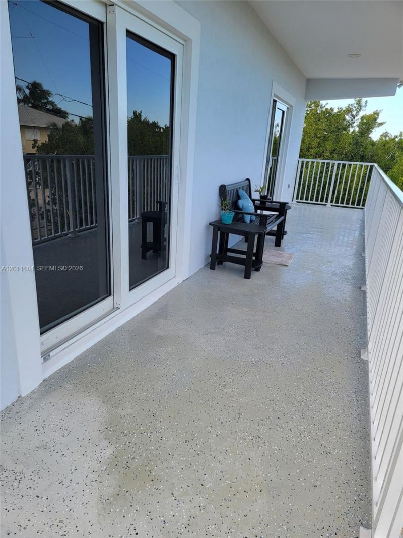 184 Ocean Shores Dr , Key Largo, FL 33037 Photo