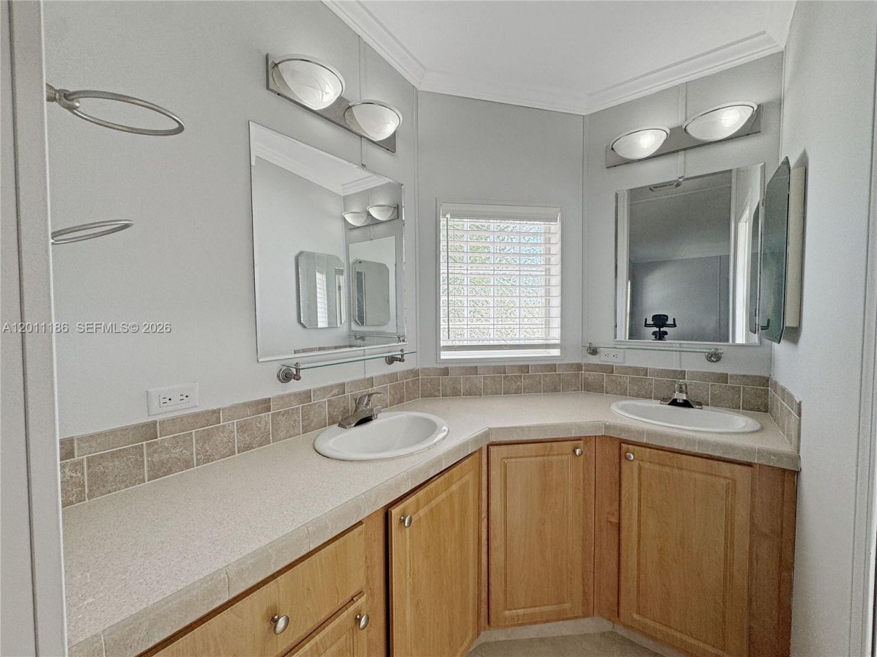2863 SW 58th Mnr, Dania Beach, FL 33312 Photo