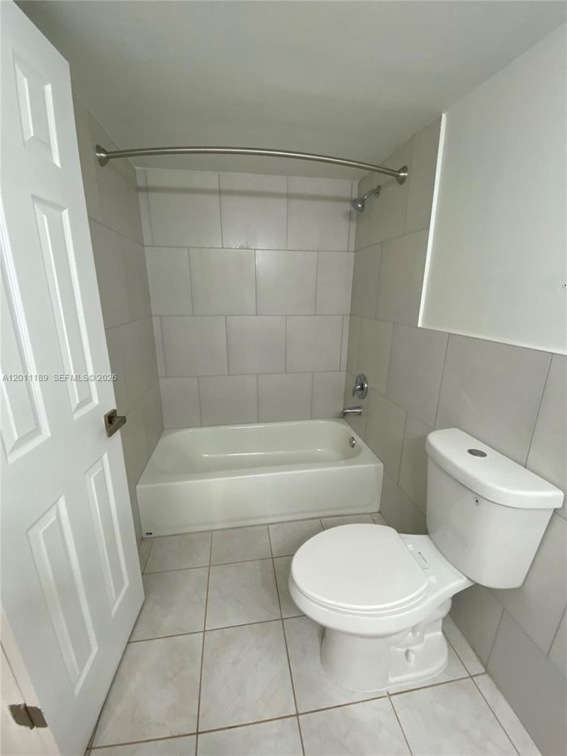 455 S Pine Island Rd , Unit 110C, Plantation, FL 33324 Photo