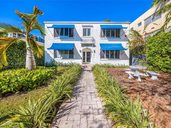 1610 Salzedo St , Coral Gables, FL 33134