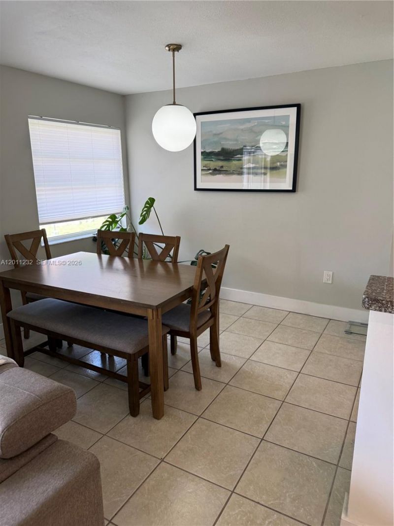399 NW 72nd Ave , Unit 209, Miami, FL 33126 Photo