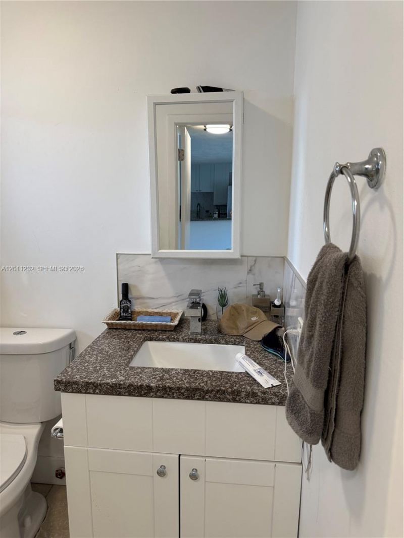 399 NW 72nd Ave , Unit 209, Miami, FL 33126 Photo