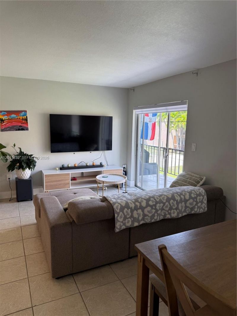 399 NW 72nd Ave , Unit 209, Miami, FL 33126 Photo