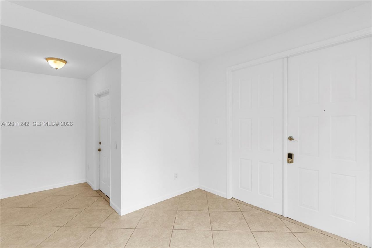1559 Passion Vine Cr, Unit 7-2, Weston, FL 33326 Photo
