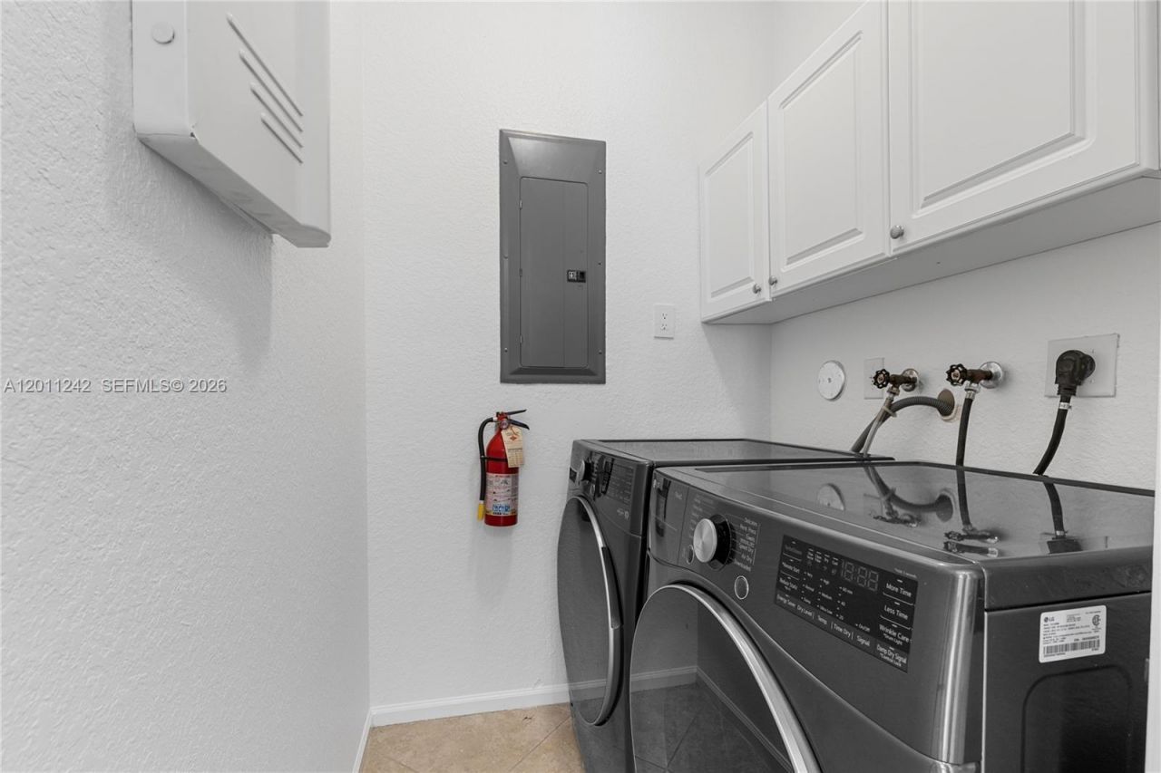 1559 Passion Vine Cr, Unit 7-2, Weston, FL 33326 Photo