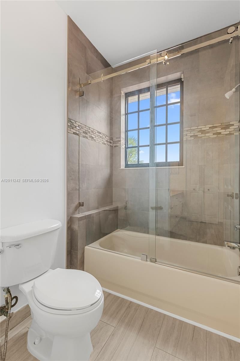 1559 Passion Vine Cr, Unit 7-2, Weston, FL 33326 Photo
