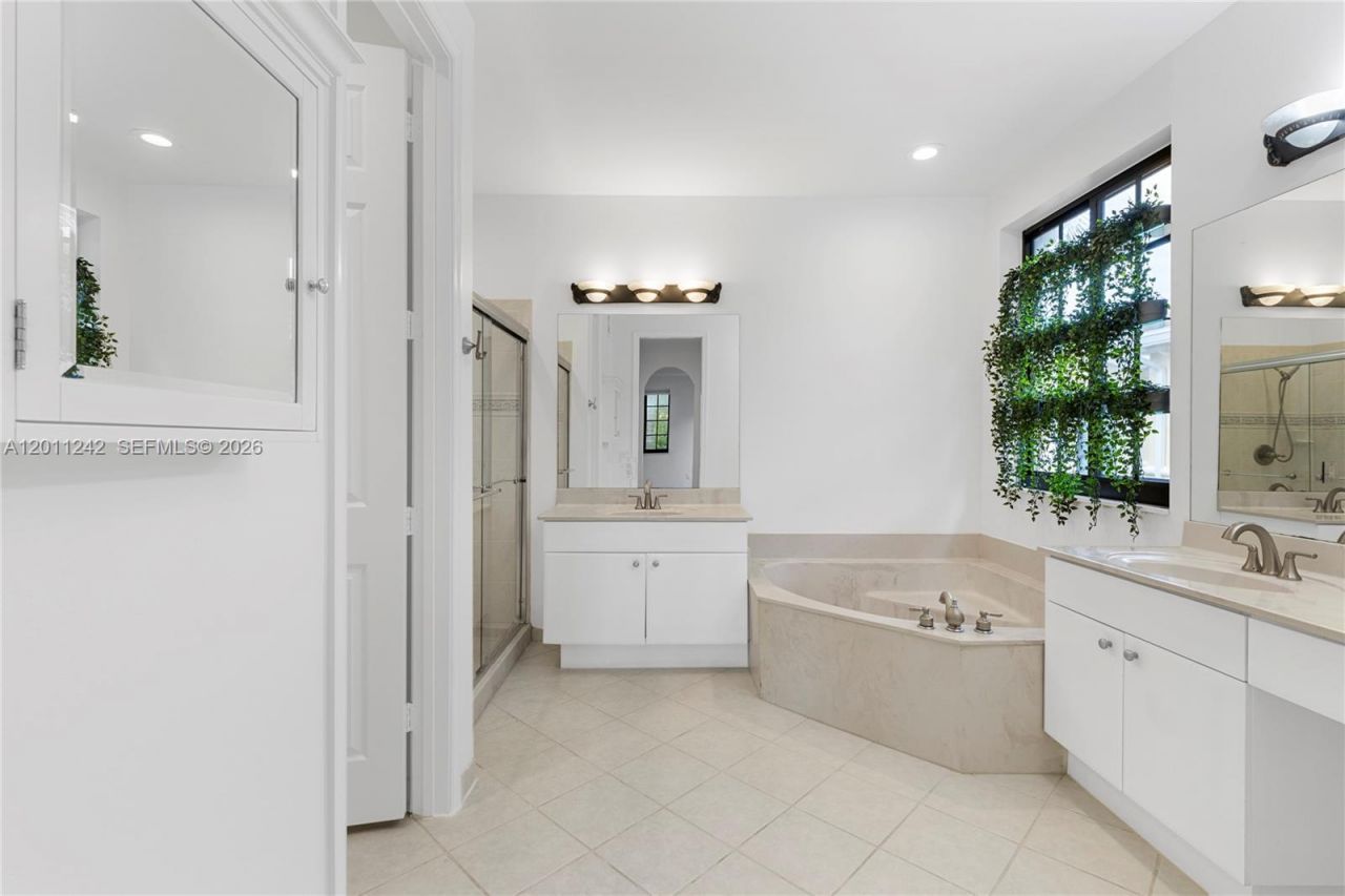 1559 Passion Vine Cr, Unit 7-2, Weston, FL 33326 Photo
