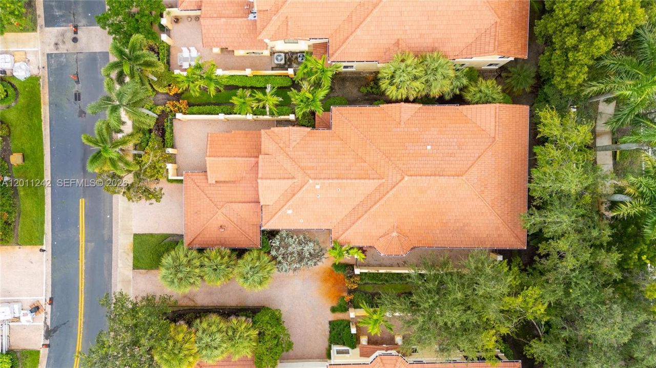 1559 Passion Vine Cr, Unit 7-2, Weston, FL 33326 Photo