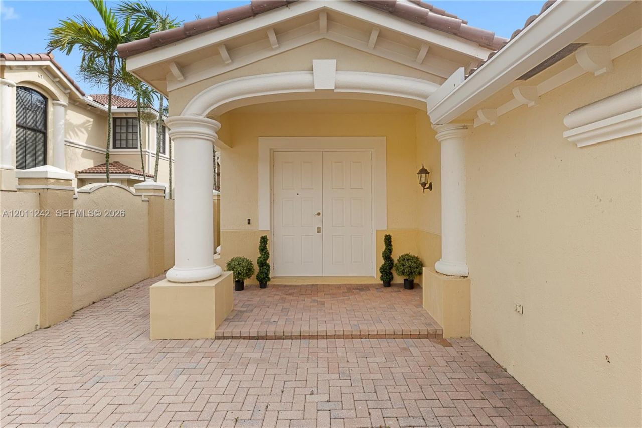 1559 Passion Vine Cr, Unit 7-2, Weston, FL 33326 Photo