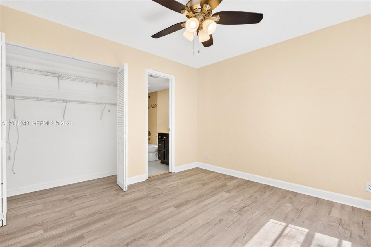 1028 Twin Lakes Dr, Unit 21-C, Coral Springs, FL 33071 Photo