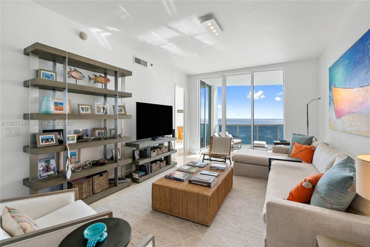 15901 Collins Ave, Unit 1206, Sunny Isles Beach, FL 33160 Photo