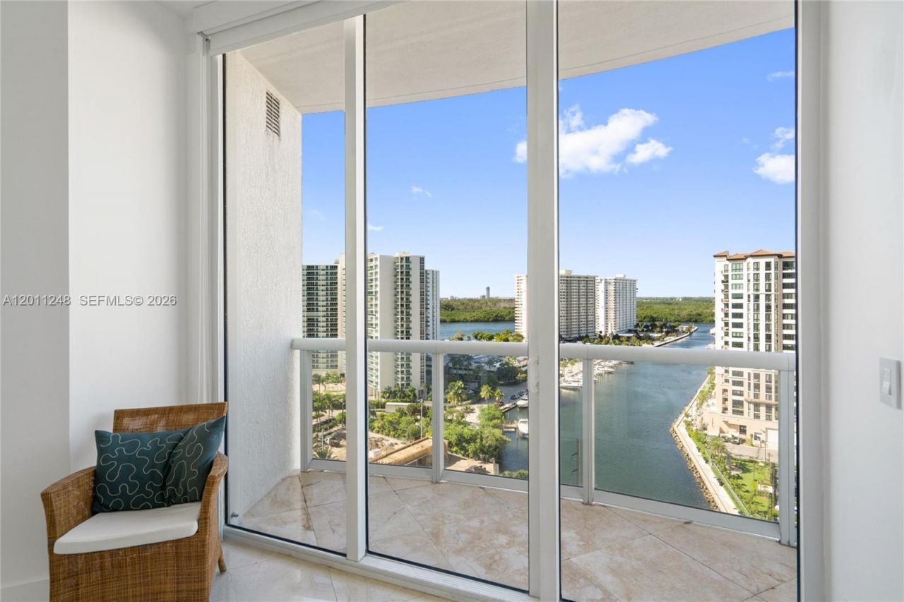 15901 Collins Ave, Unit 1206, Sunny Isles Beach, FL 33160 Photo