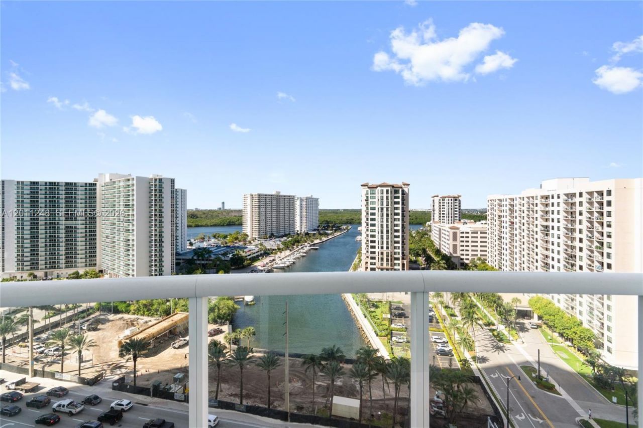 15901 Collins Ave, Unit 1206, Sunny Isles Beach, FL 33160 Photo