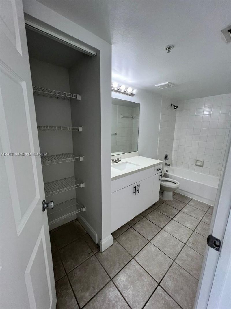 5065 Wiles Rd , Unit 103, Coconut Creek, FL 33073 Photo