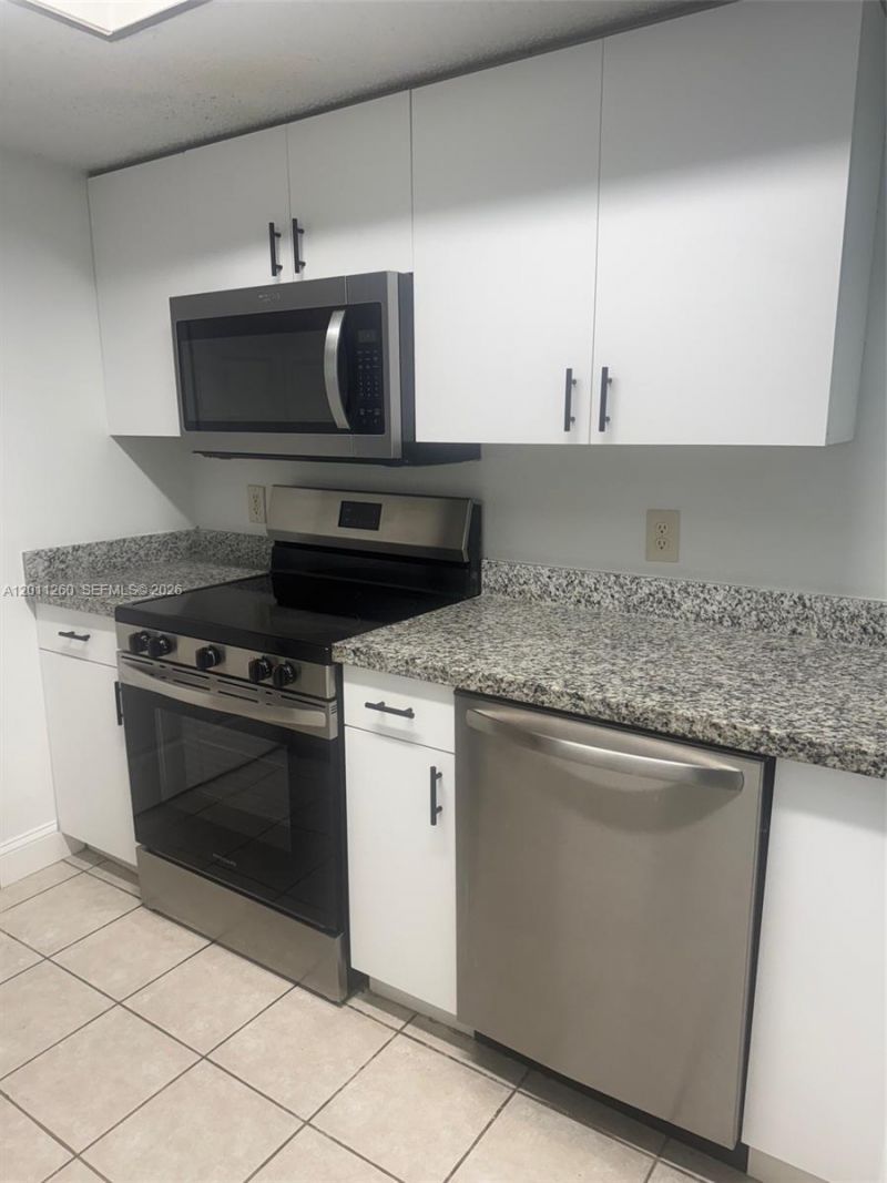 5065 Wiles Rd , Unit 103, Coconut Creek, FL 33073 Photo