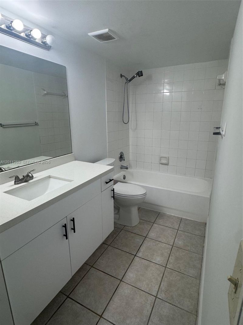 5065 Wiles Rd , Unit 103, Coconut Creek, FL 33073 Photo