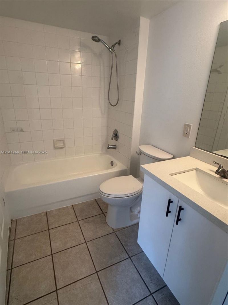 5065 Wiles Rd , Unit 103, Coconut Creek, FL 33073 Photo