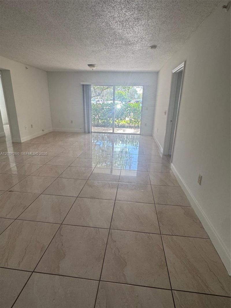 5065 Wiles Rd , Unit 103, Coconut Creek, FL 33073 Photo