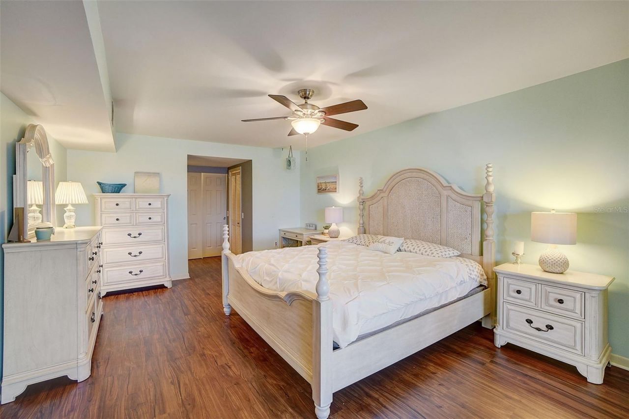 5108 Brittany Drive S, Unit 205, Saint Petersburg, FL 33715 Photo