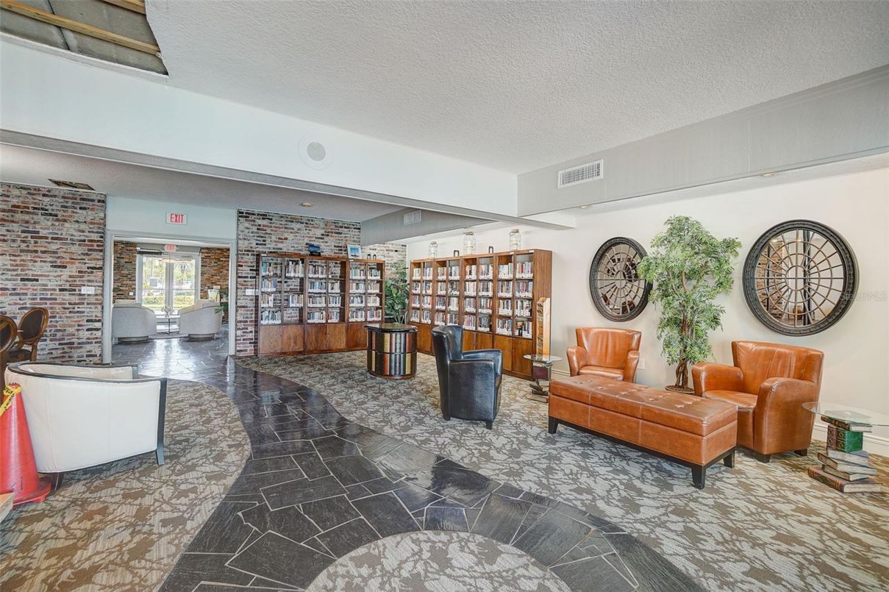 5108 Brittany Drive S, Unit 205, Saint Petersburg, FL 33715 Photo
