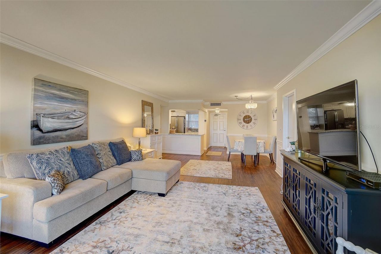5108 Brittany Drive S, Unit 205, Saint Petersburg, FL 33715 Photo