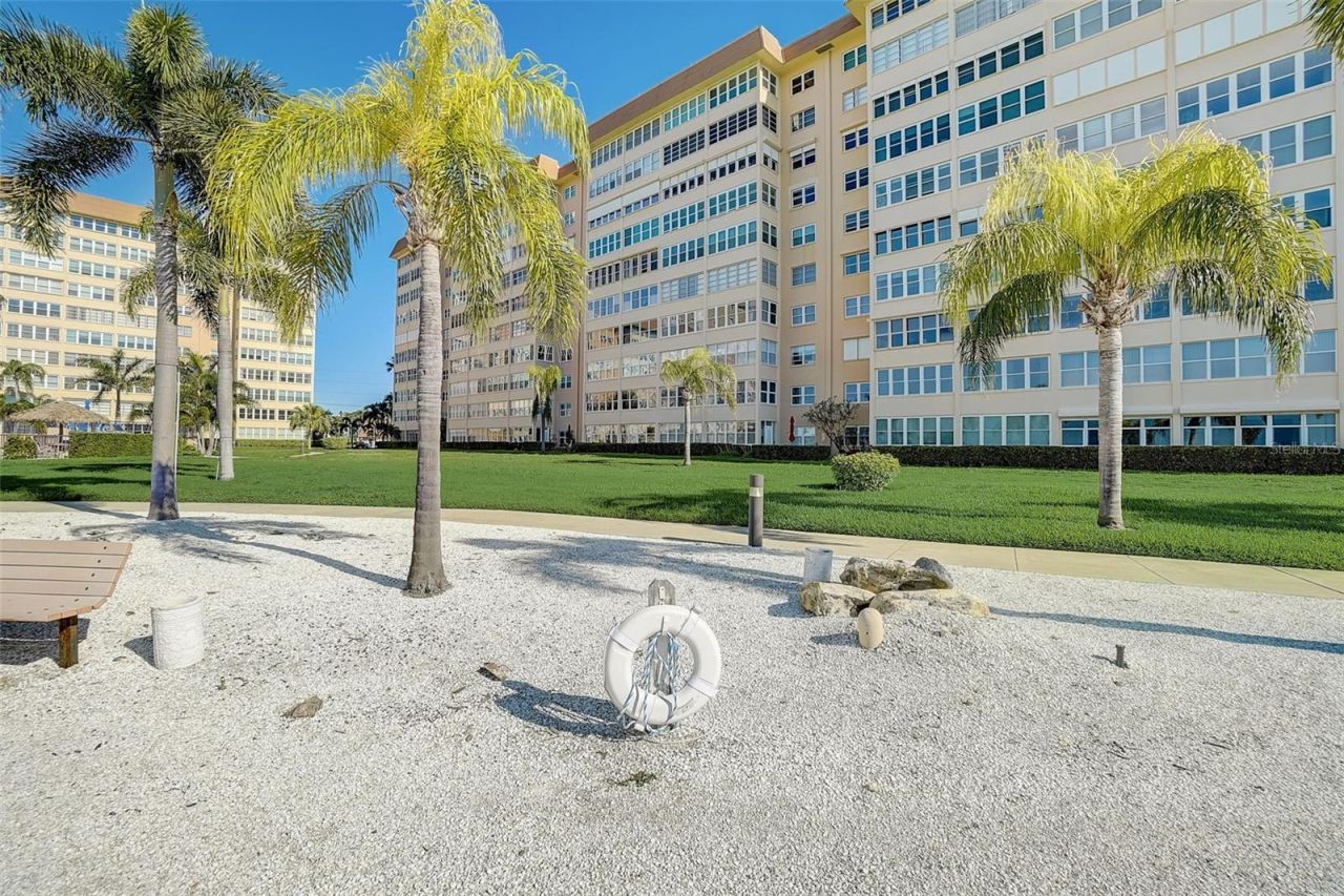 5108 Brittany Drive S, Unit 205, Saint Petersburg, FL 33715 Photo
