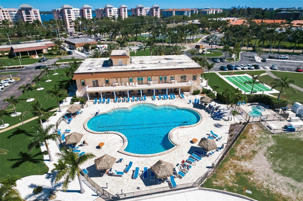 5108 Brittany Drive S, Unit 205, Saint Petersburg, FL 33715 Photo