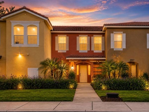 8569 CRYSTAL COVE LOOP , KISSIMMEE, FL 34747