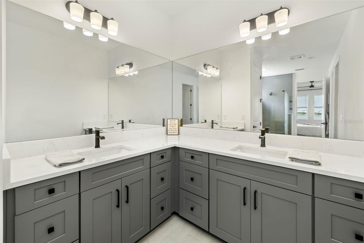17237 Savory Mist Circle, Bradenton, FL 34211 Photo