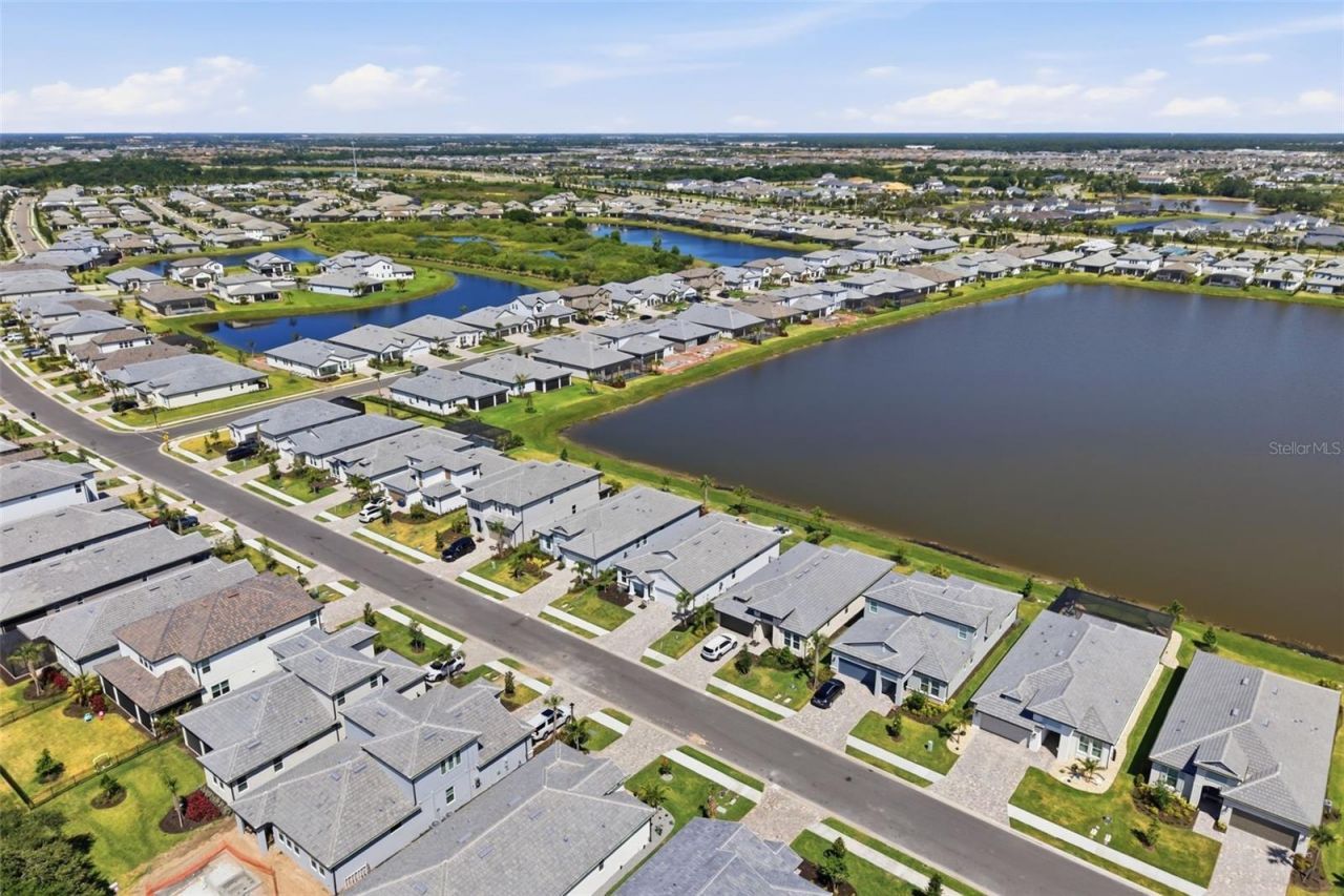17237 Savory Mist Circle, Bradenton, FL 34211 Photo