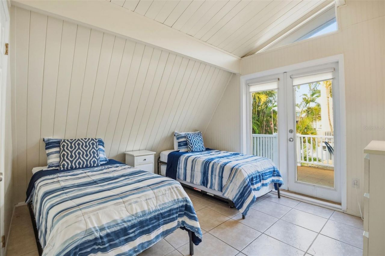 2508 Avenue B, Bradenton Beach, FL 34217 Photo