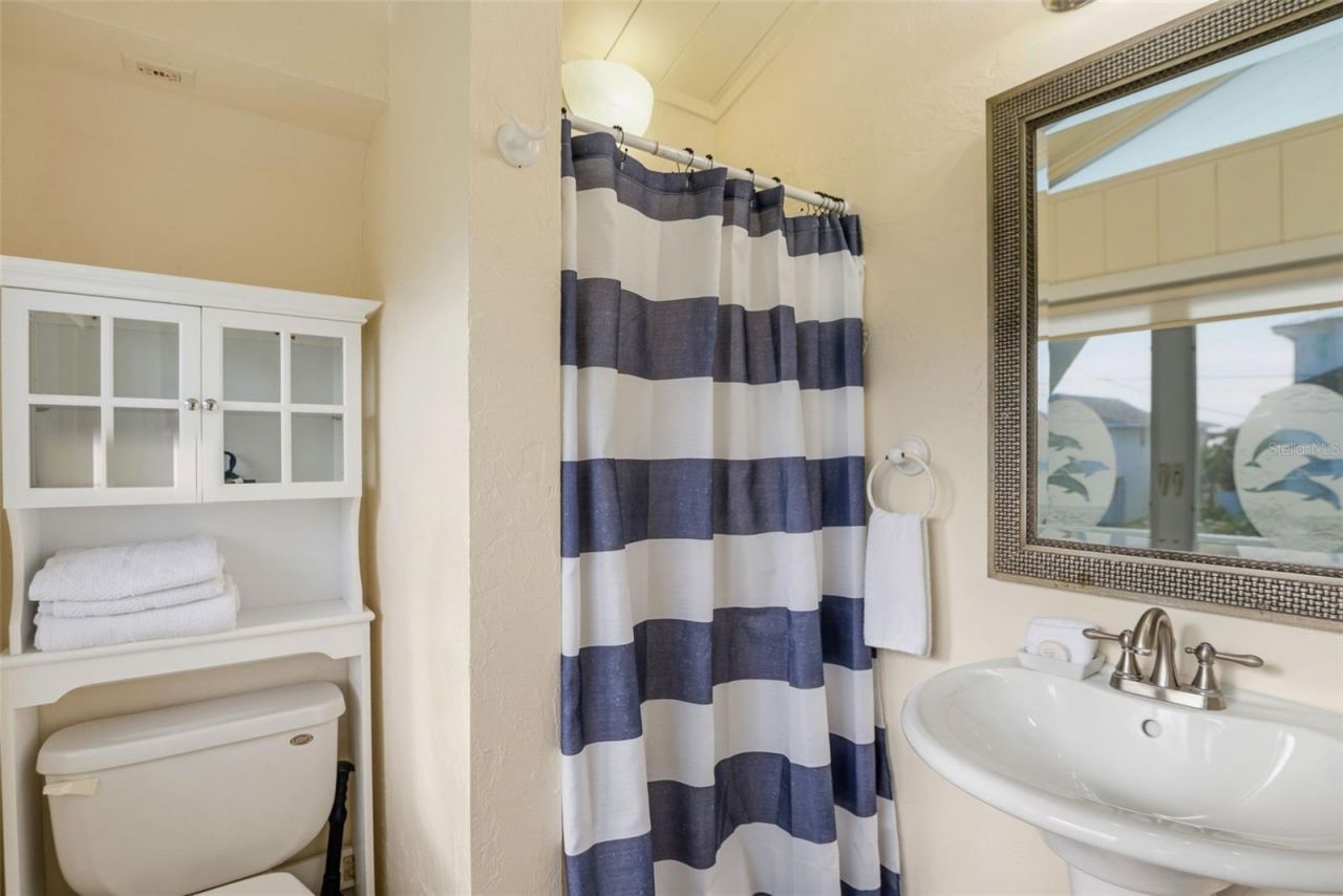 2508 Avenue B, Bradenton Beach, FL 34217 Photo