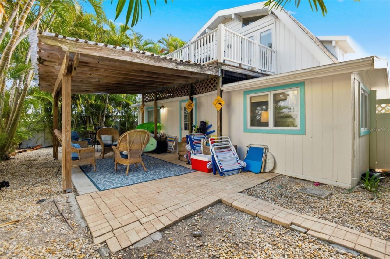 2508 Avenue B, Bradenton Beach, FL 34217 Photo