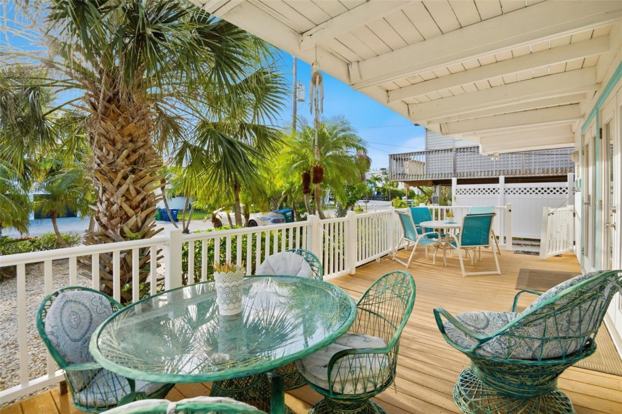 2508 Avenue B, Bradenton Beach, FL 34217 Photo