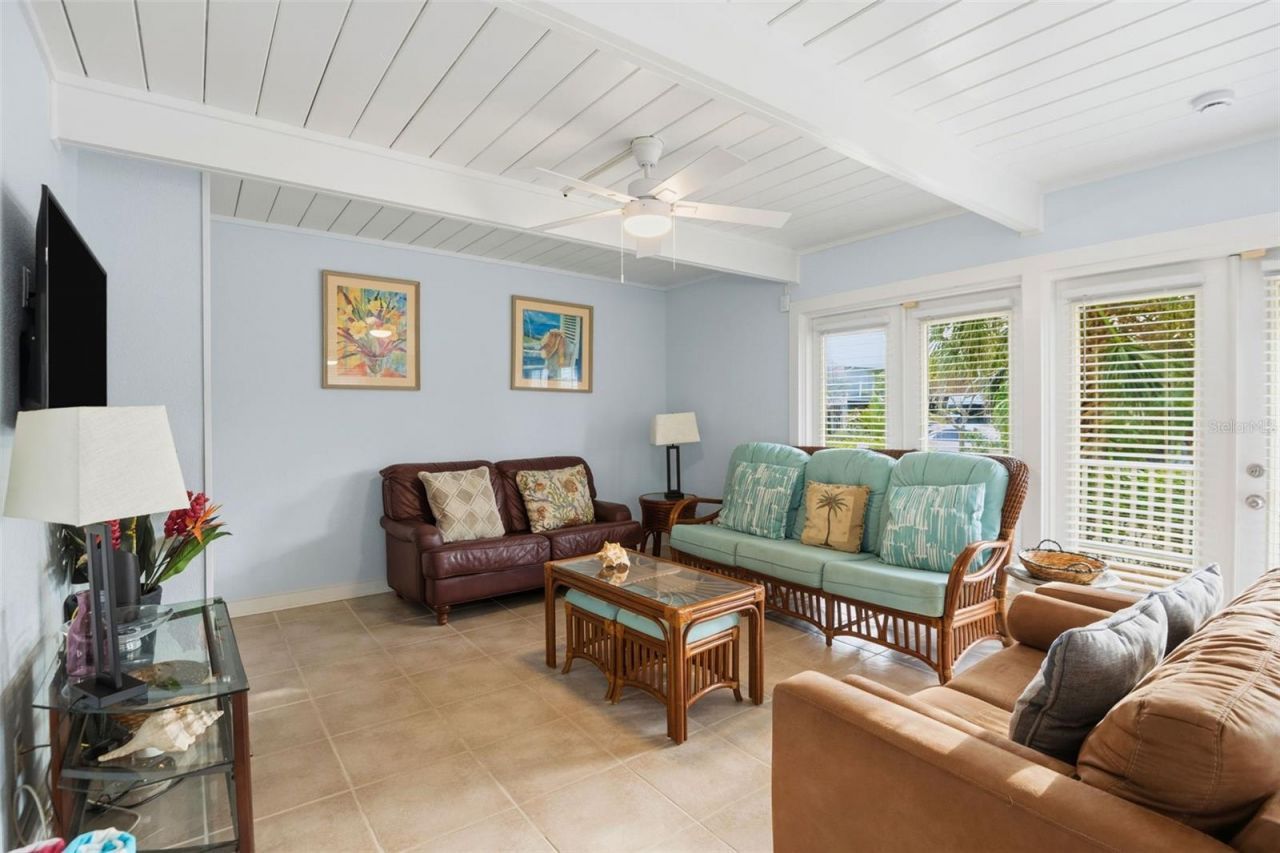 2508 Avenue B, Bradenton Beach, FL 34217 Photo