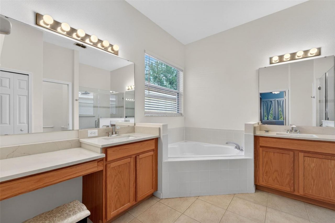 111 Flame Vine Way, Groveland, FL 34736 Photo