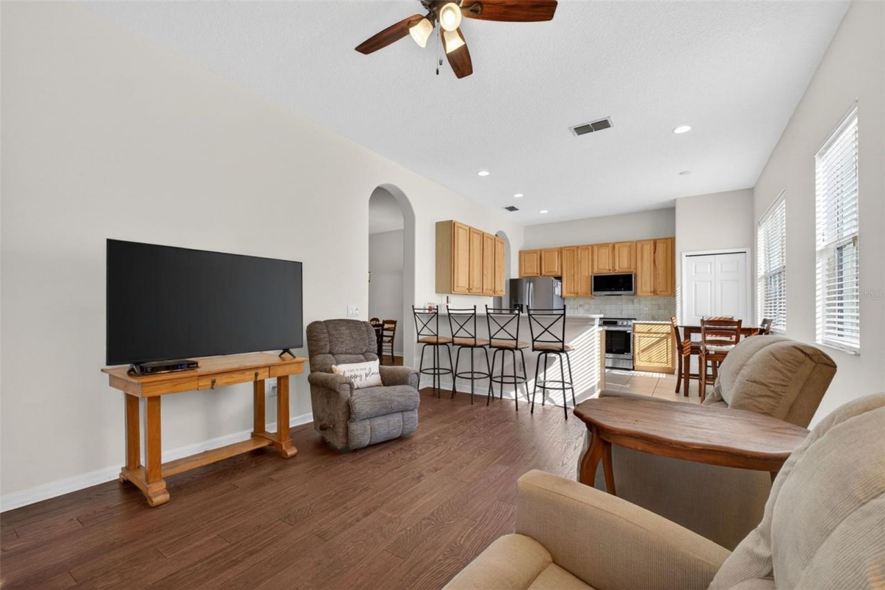 111 Flame Vine Way, Groveland, FL 34736 Photo