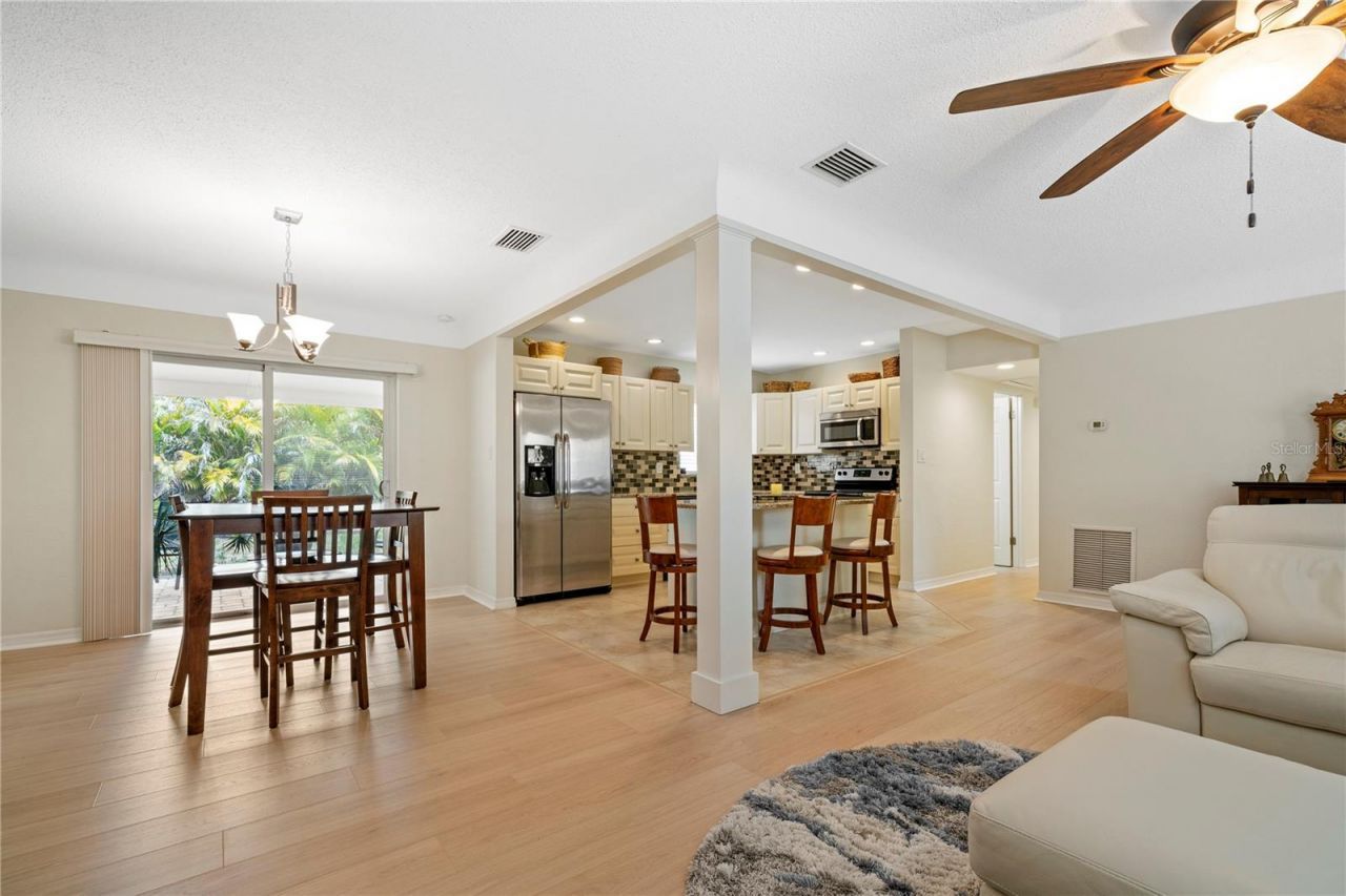 5965 15th Street N, Saint Petersburg, FL 33703 Photo
