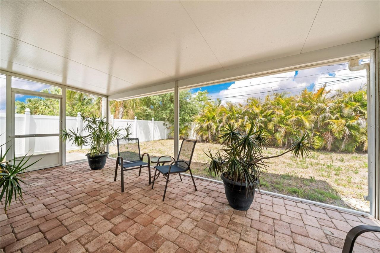 5965 15th Street N, Saint Petersburg, FL 33703 Photo