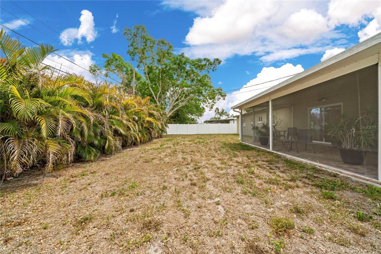 5965 15th Street N, Saint Petersburg, FL 33703 Photo