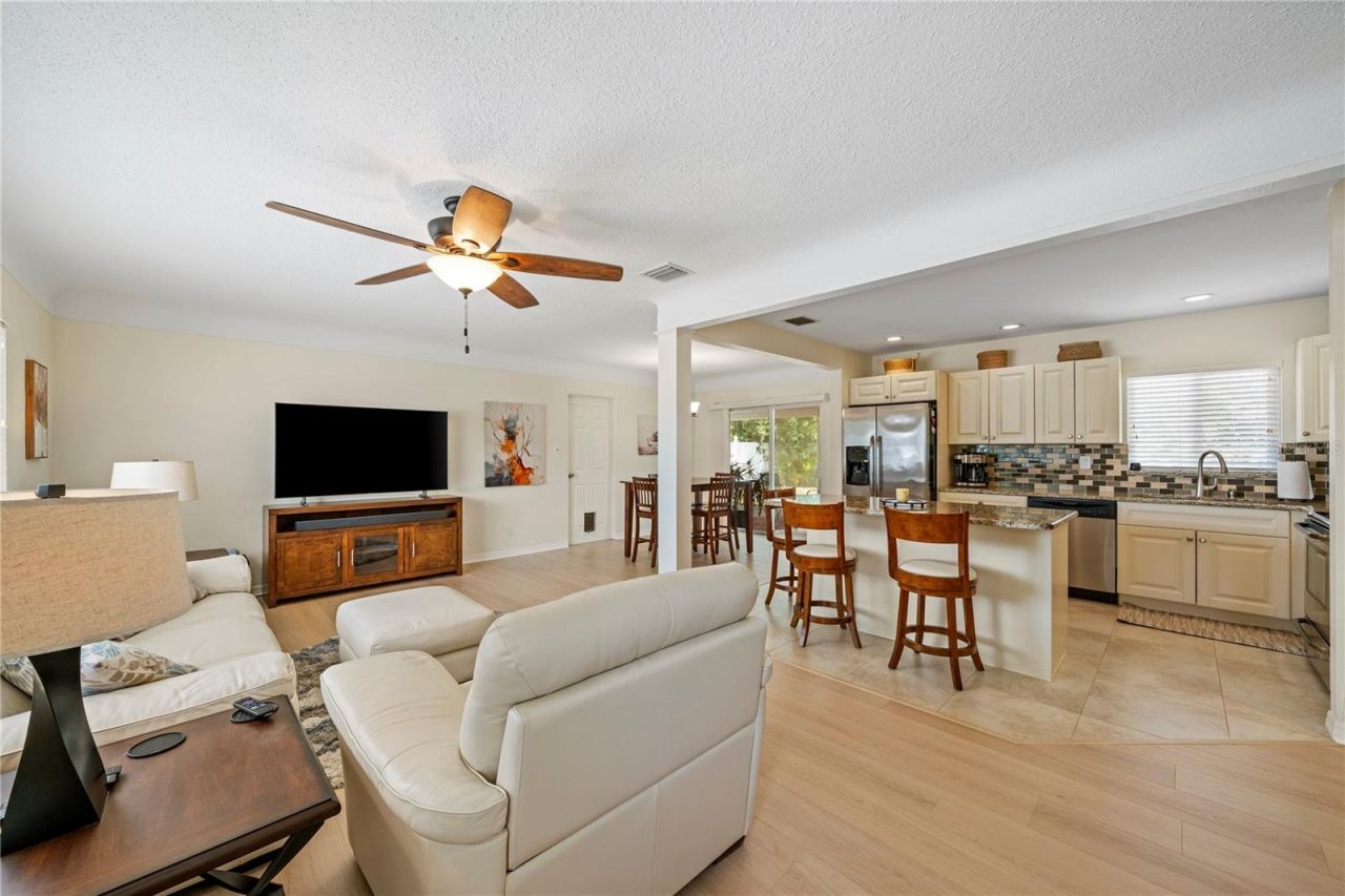 5965 15th Street N, Saint Petersburg, FL 33703 Photo