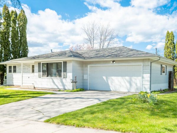 2708 Pershing Ave, Sheboygan, WI 53083