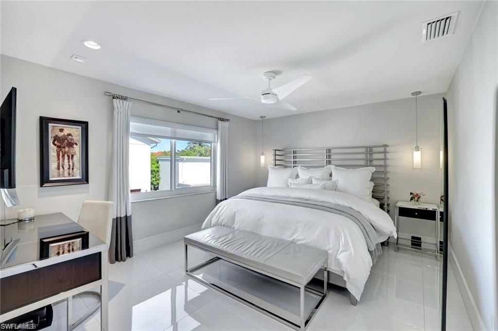 231 3rd Ave S, Unit 231, Naples, FL 34102 Photo