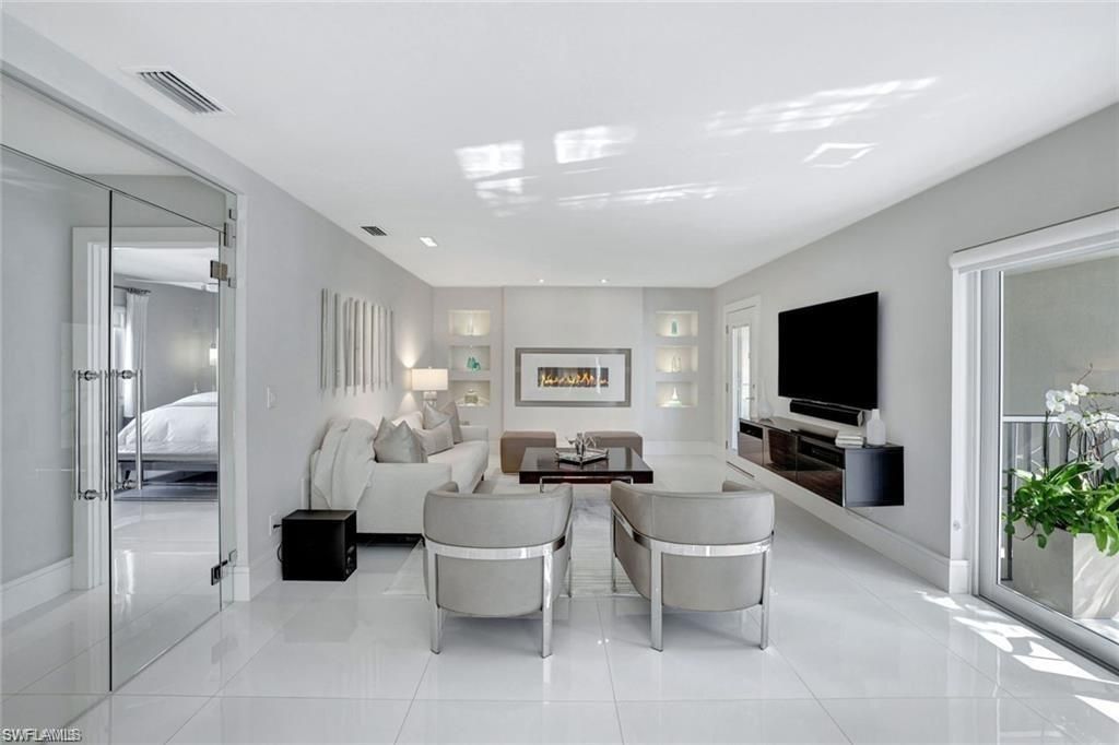 231 3rd Ave S, Unit 231, Naples, FL 34102 Photo