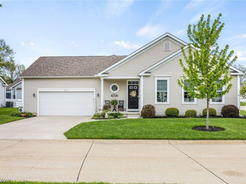 8744 Wakefield Run, North Ridgeville, OH 44039 Photo 1