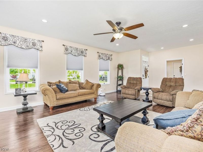 8744 Wakefield Run, North Ridgeville, OH 44039 Photo 5