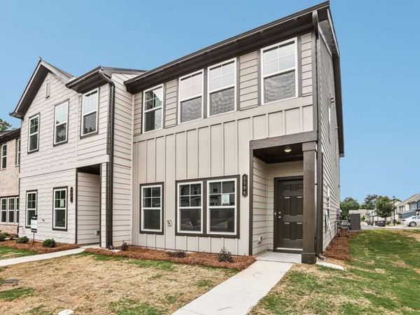 5506 Warwick Pass Way, Douglasville, GA 30135