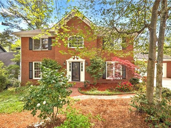 5055 Roxburgh Drive , Roswell, GA 30076