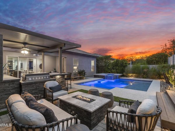 6514 E LIBBY Street, Phoenix, AZ 85054