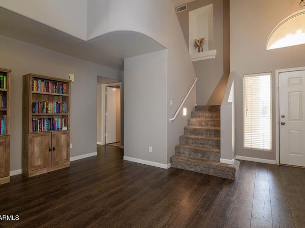 3230 E Altadena Avenue, Phoenix, AZ 85028